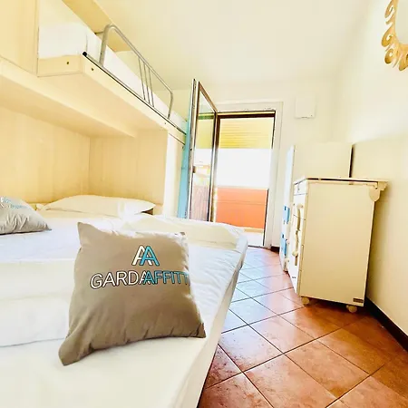 New York Apartment-comfort E Relax A 200m Dal Lago Appartamento