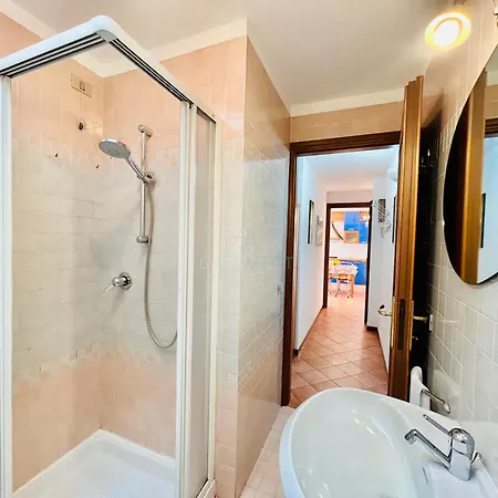 New York Apartment-comfort E Relax A 200m Dal Lago Appartamento Sirmione