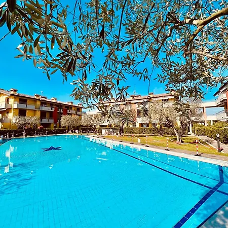 Appartamento New York Apartment-comfort E Relax A 200m Dal Lago *